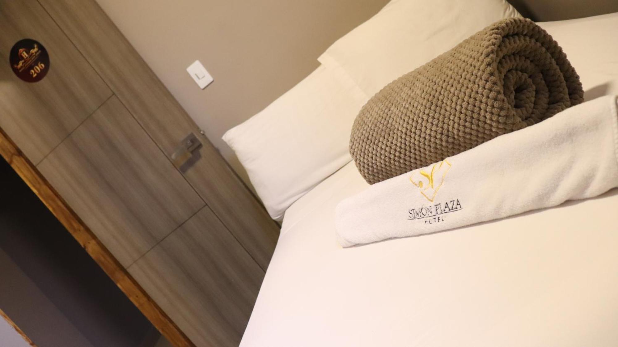 Hotel Simon Plaza Pereira Kültér fotó