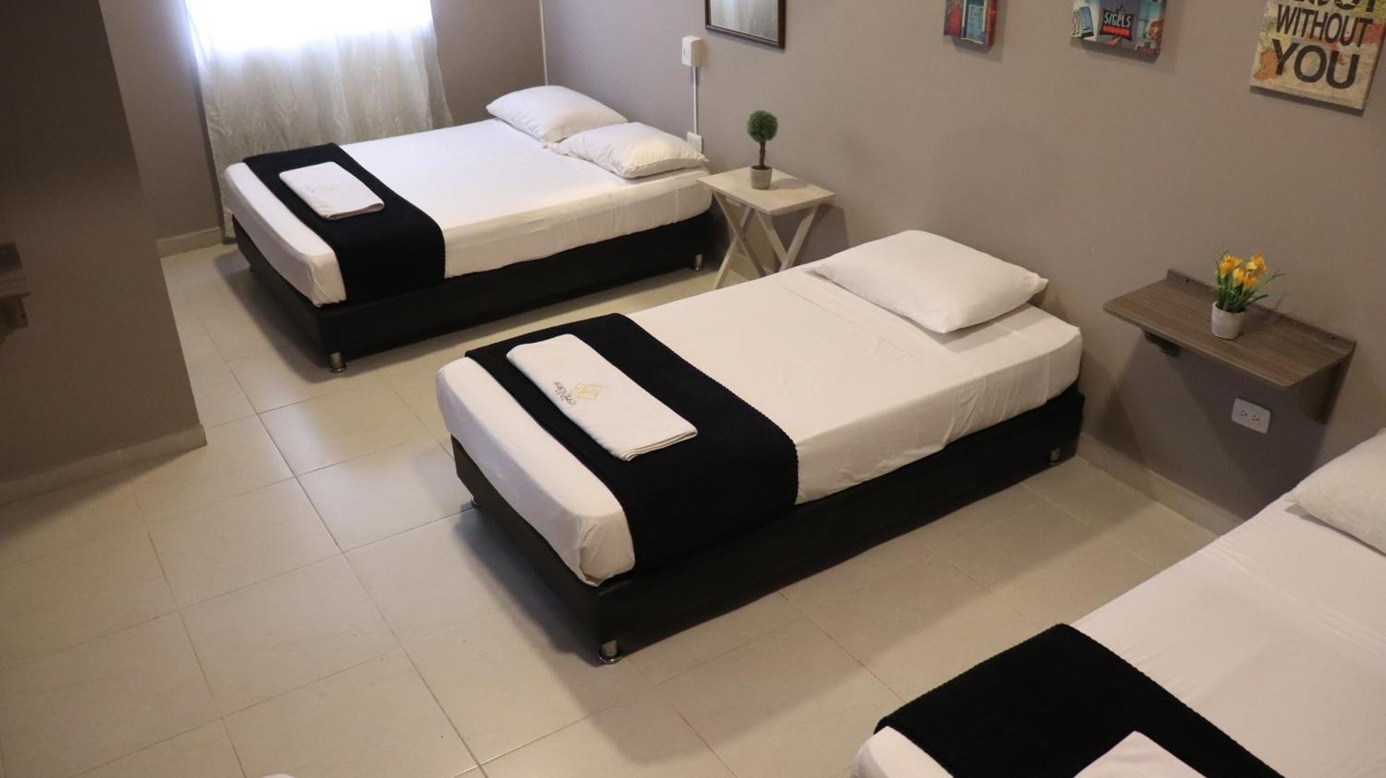 Hotel Simon Plaza Pereira Kültér fotó