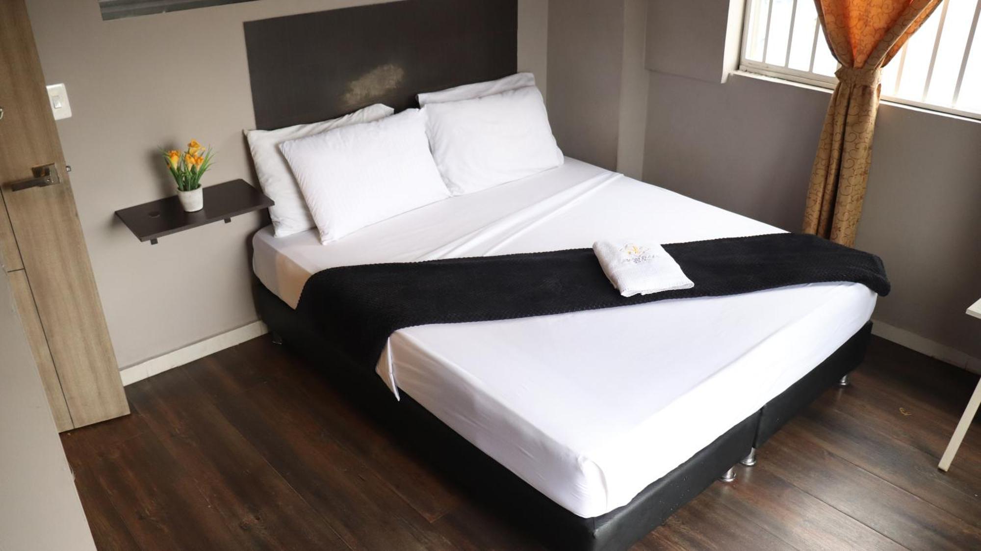 Hotel Simon Plaza Pereira Kültér fotó