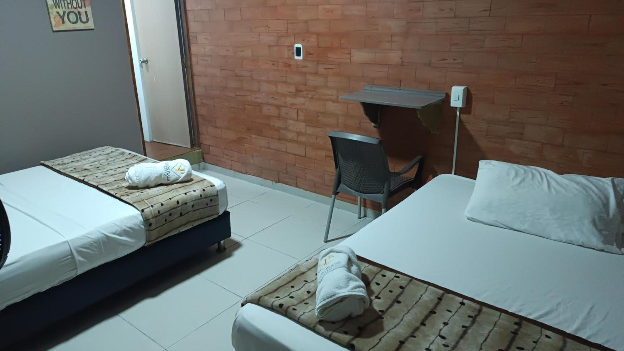 Hotel Simon Plaza Pereira Kültér fotó
