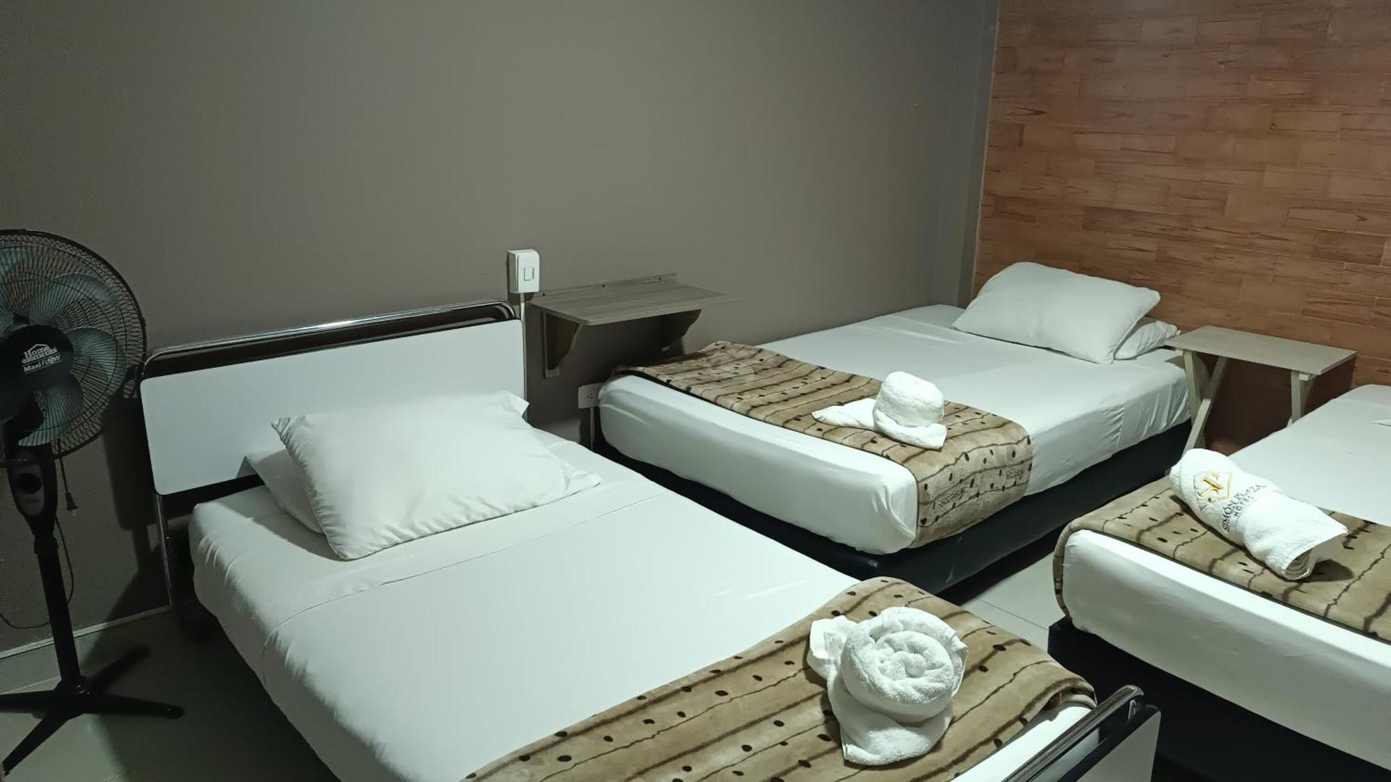 Hotel Simon Plaza Pereira Kültér fotó